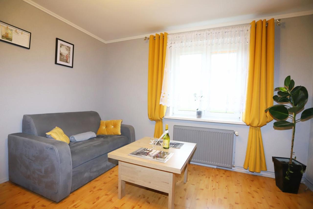 Apartament Rowerlovy Lägenhet Wałbrzych Exteriör bild